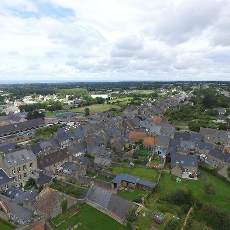 La Tourelle En Normandie Saint-Pierre-Église エクステリア 写真